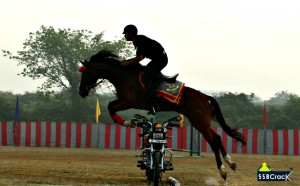 chennai-a-soldier-displays-his-skills-during-the-pop-13 march 2015