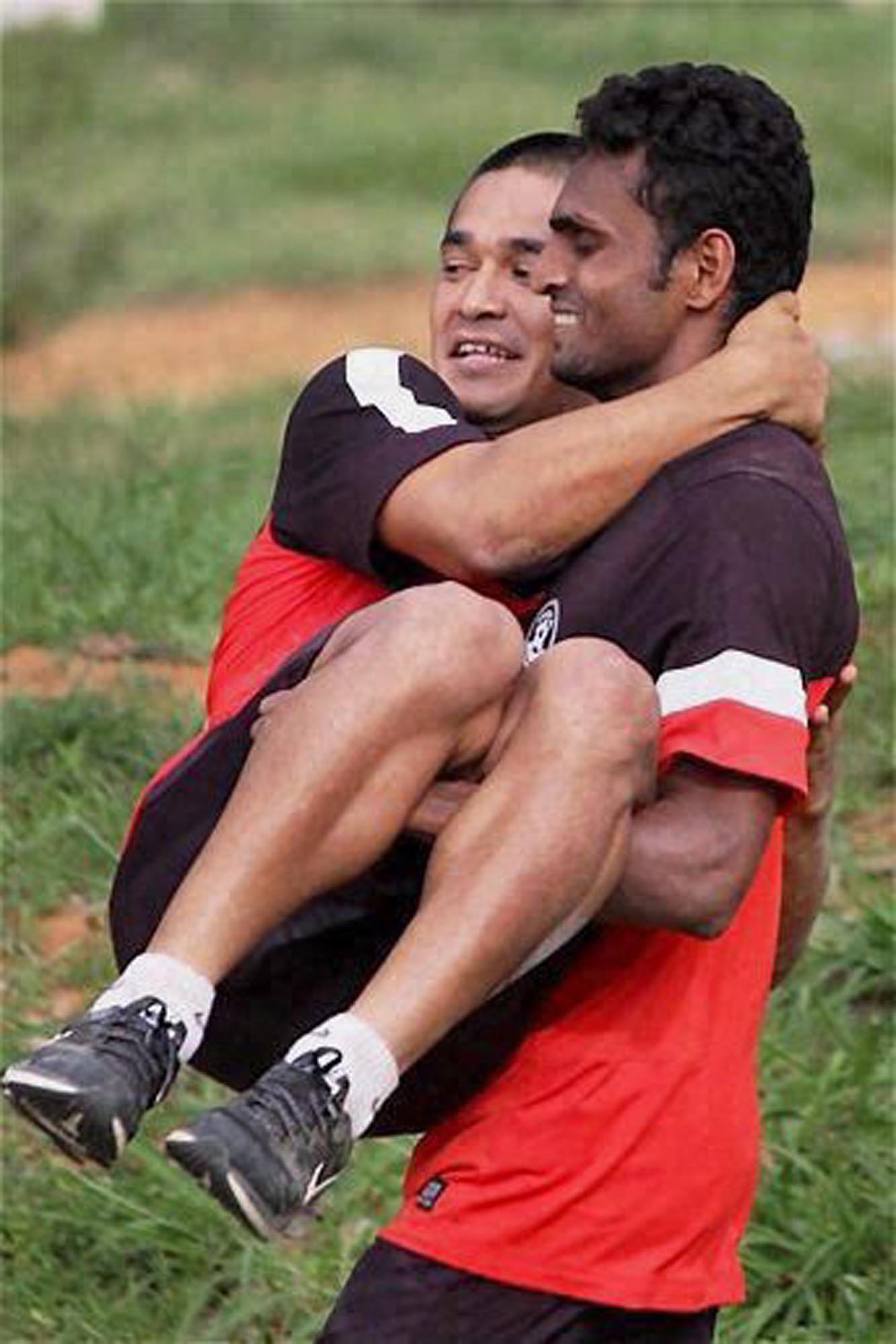 Indian football team undergoes Team Building exercises by Army