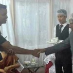 kalam handshake with army soldier