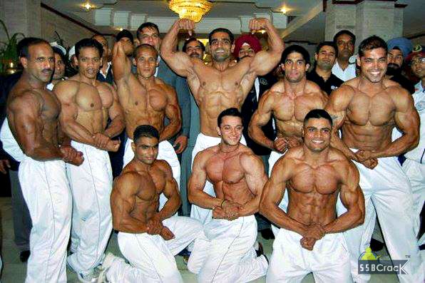 Indian army bodybuilders