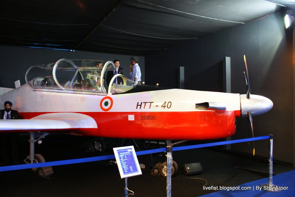 HAL HTT-40