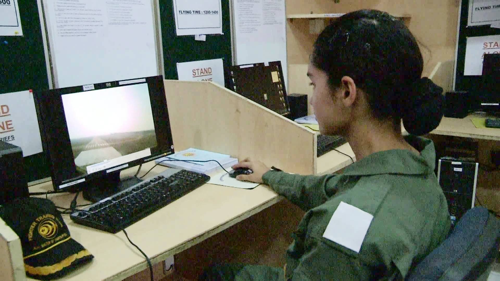 Indian Air Force Women Fighter Pilot 6