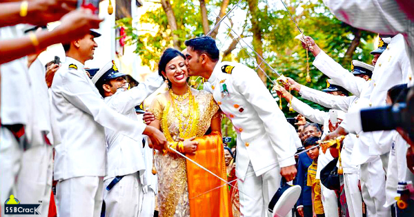indian-navy-couple