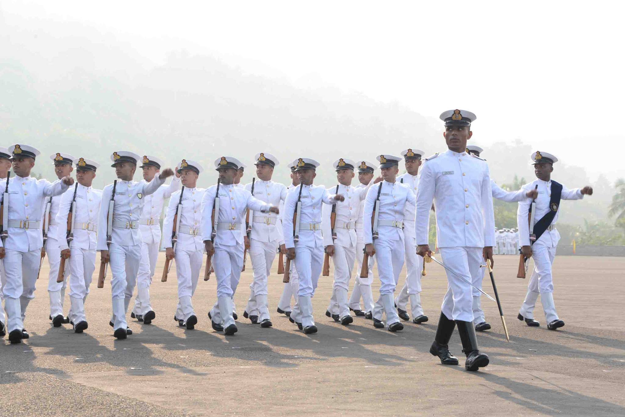 indian-navy-pop-2016-13