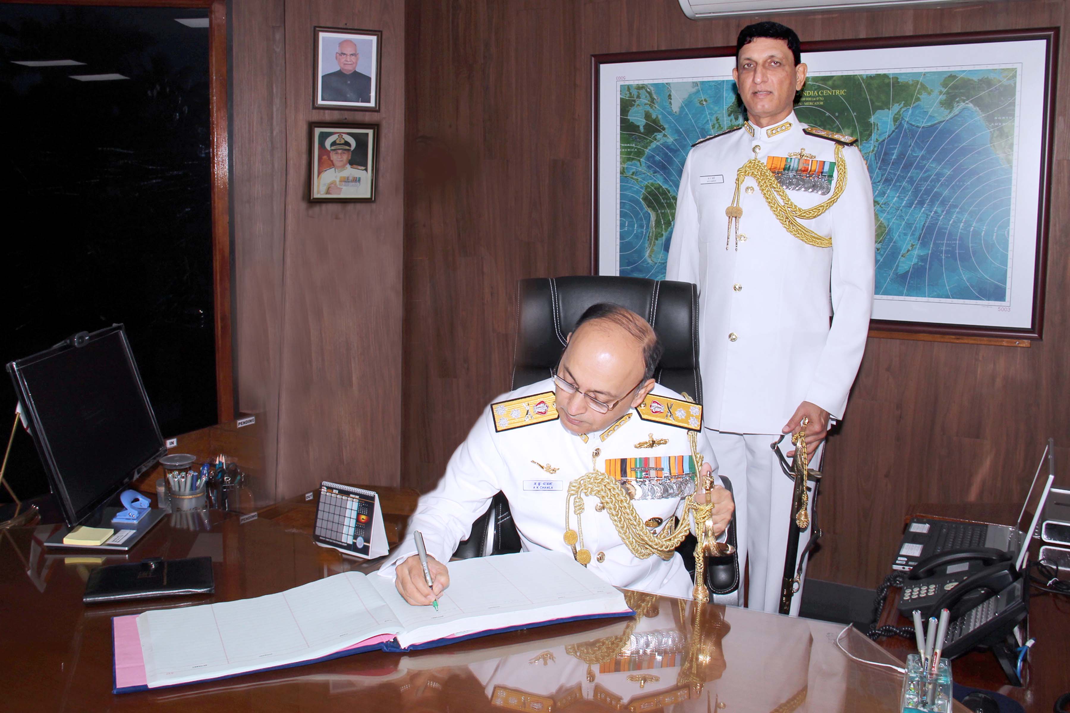 Vice Admiral Anil Kumar Chawla Taking Charge as FOC-in-C SNC