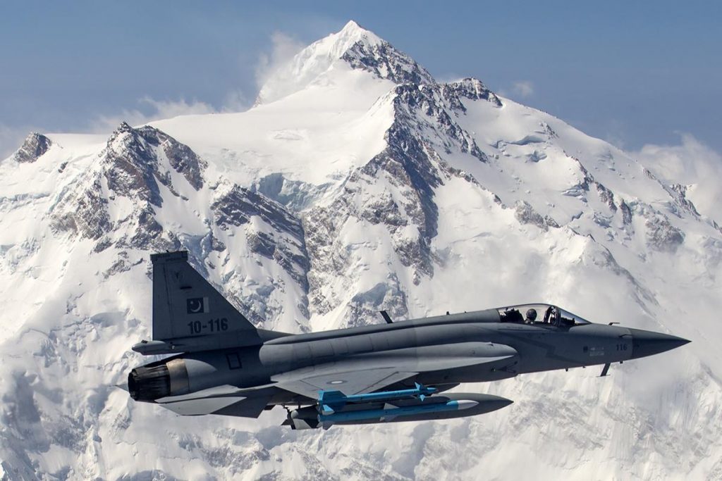 JF 17 Thunder with the 8126 m high Nanga Parbat in the background.