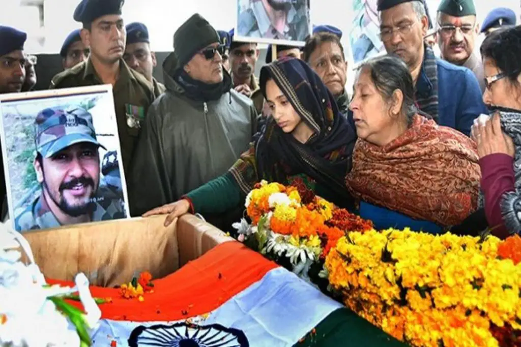 Family of the Martyred Major paying their respects