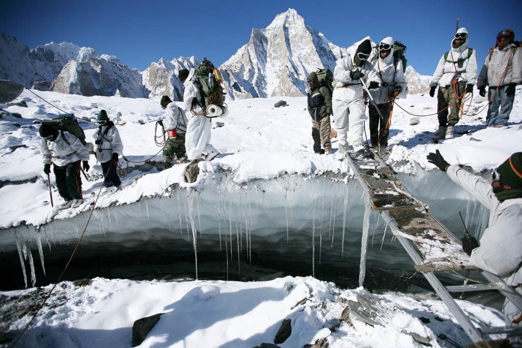 siachen glacier indian army1200 1