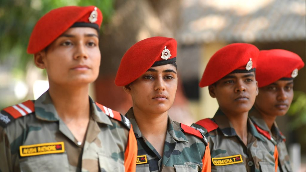 women military police 14