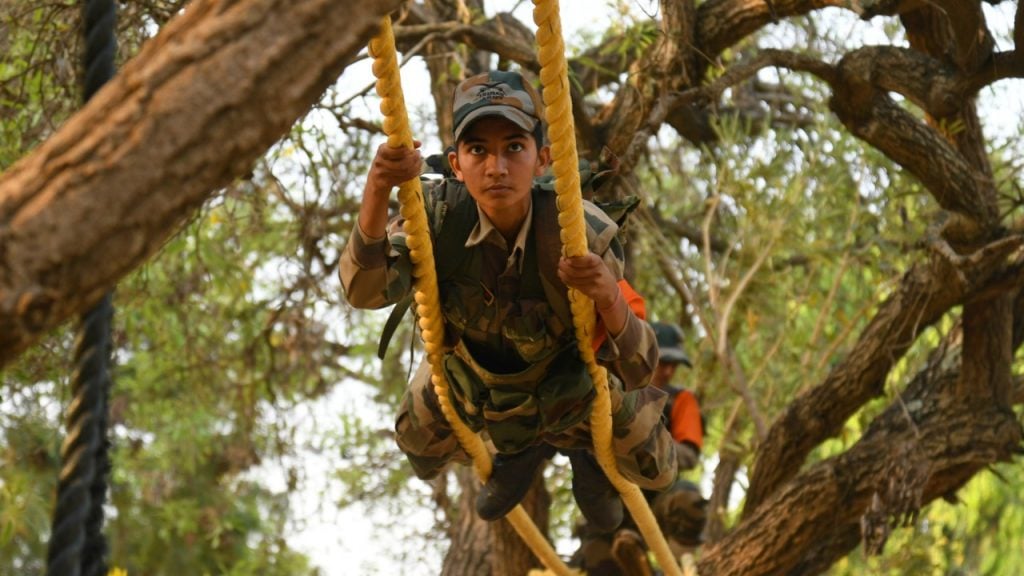 women military police 19