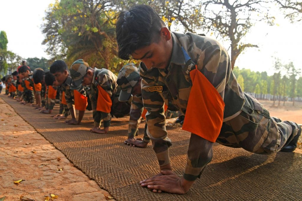 women military police 5