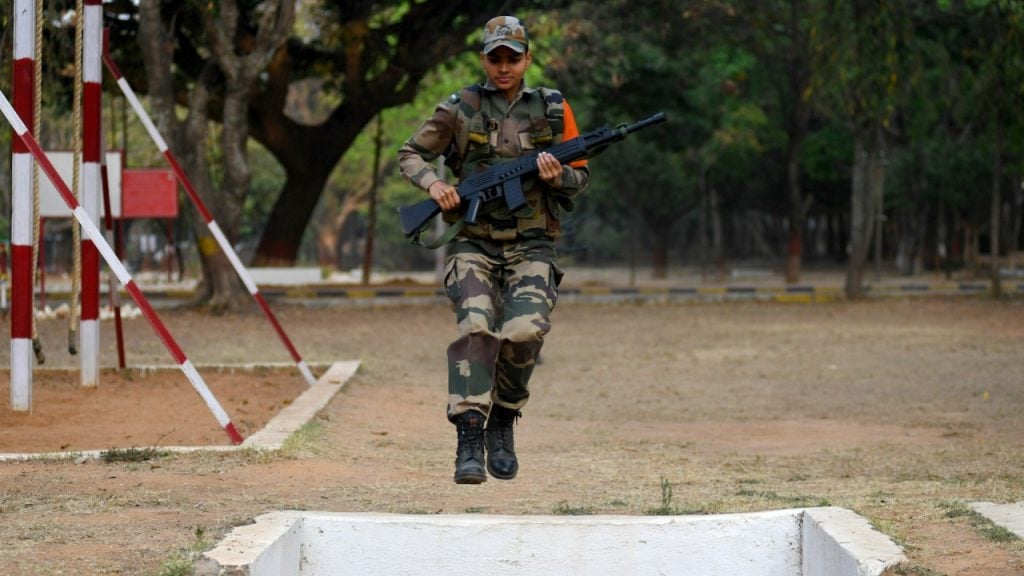 women military police 9