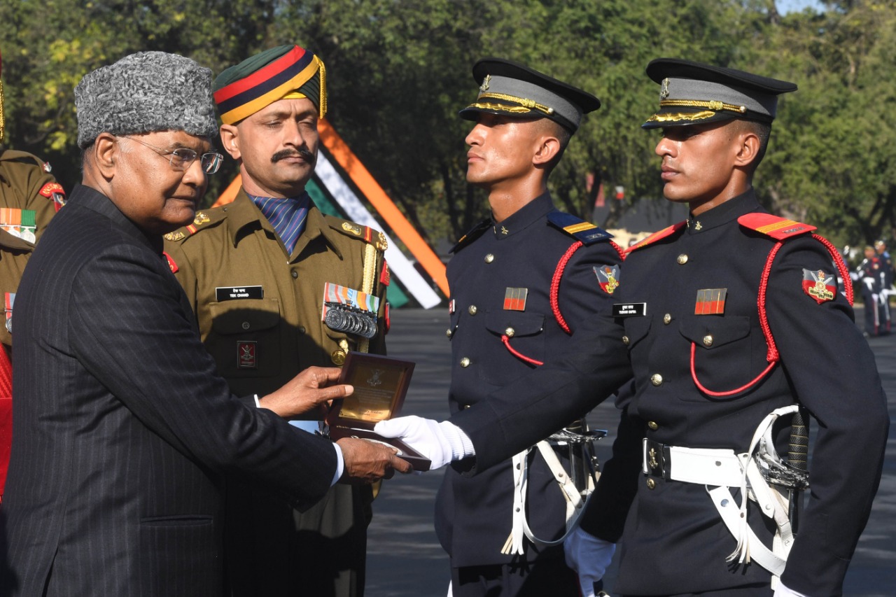 Sri Lankan Army officers honour their Indian Army 'guru' who trained them  to fight LTTE 30 years ago – ThePrint – ANIFeed