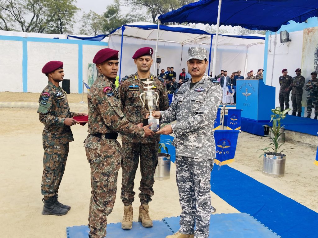 MAROON BERET CEREMONIAL PARADE