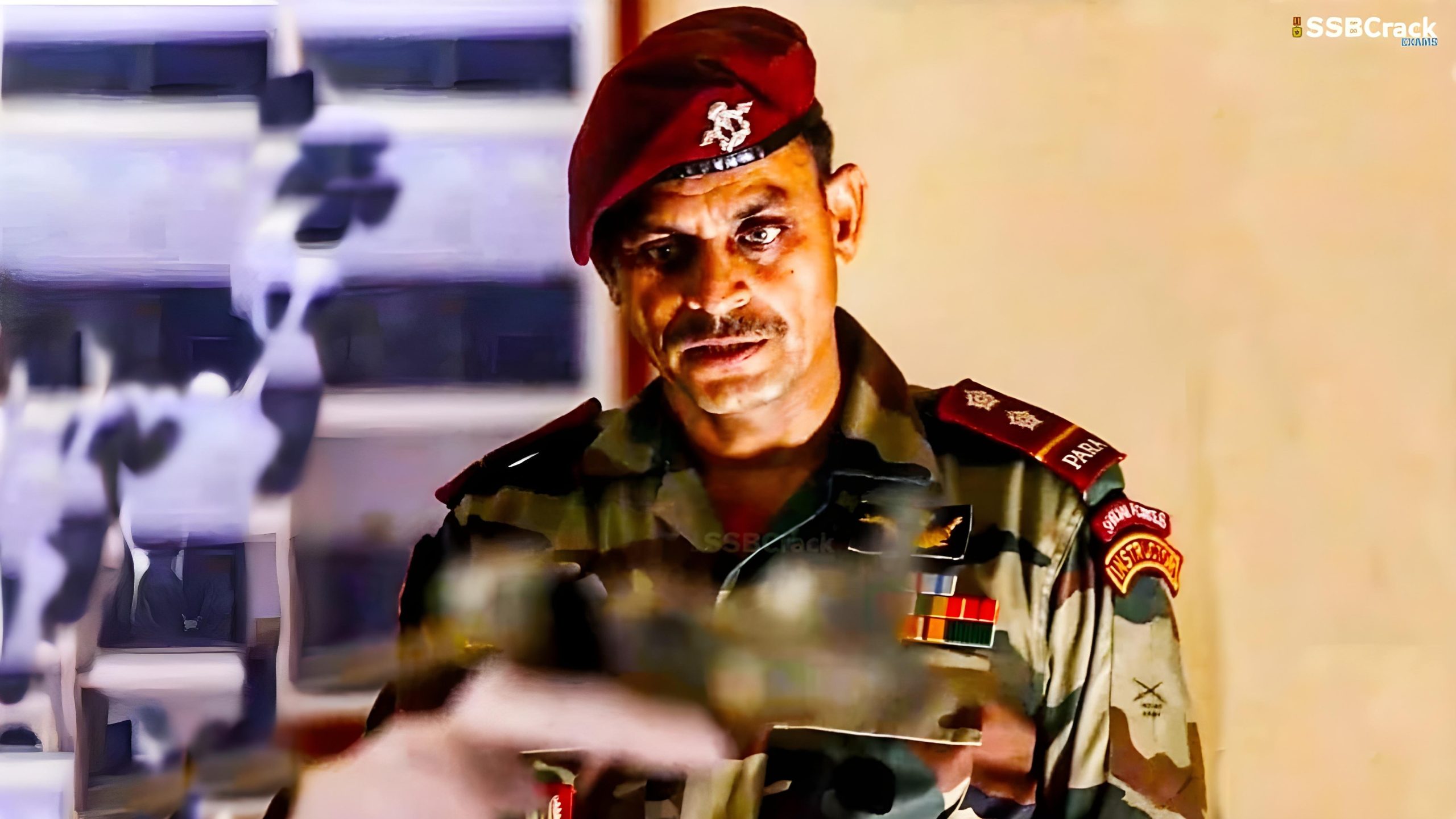 maroon beret picture scaled