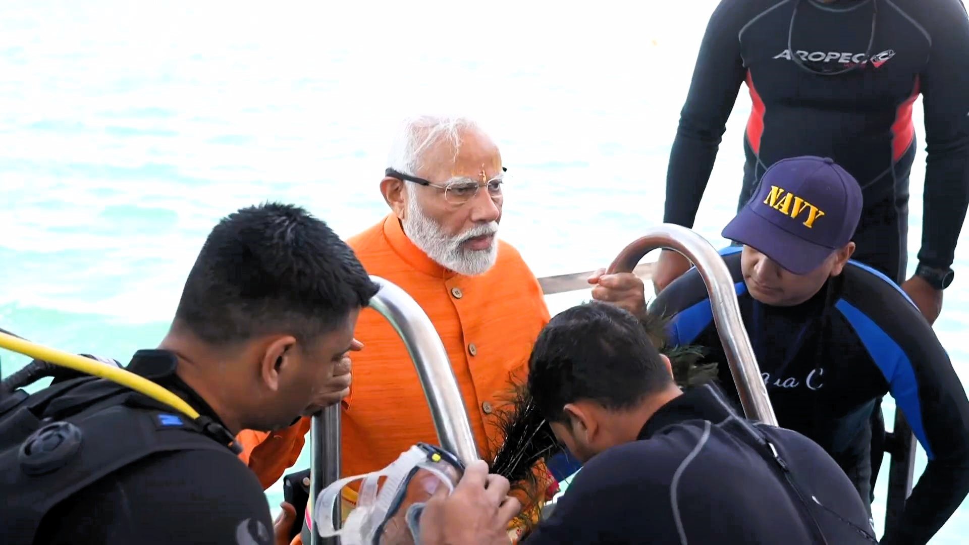 pm modi with marcos