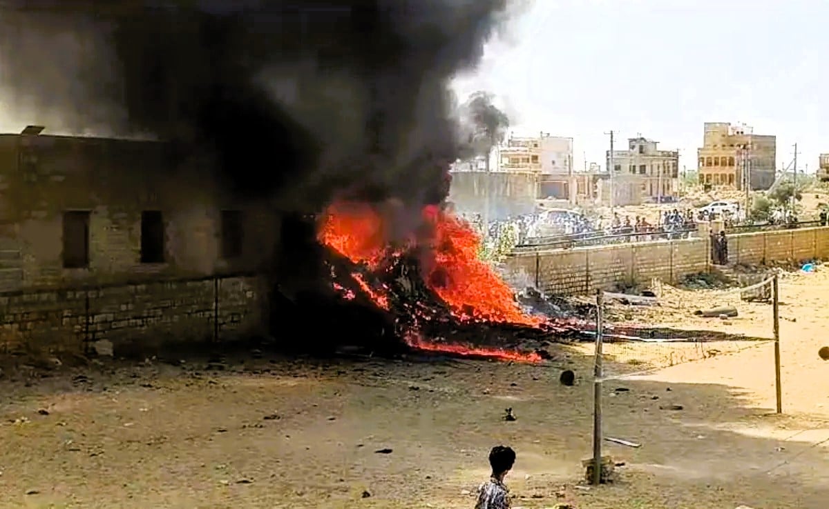 tejas crashed pic