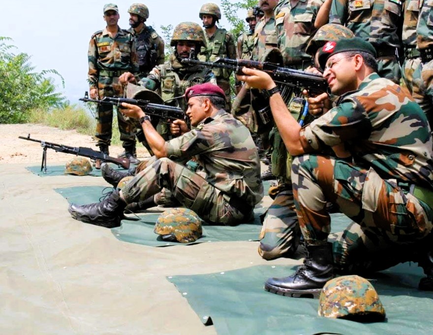 MS Dhoni weapon training