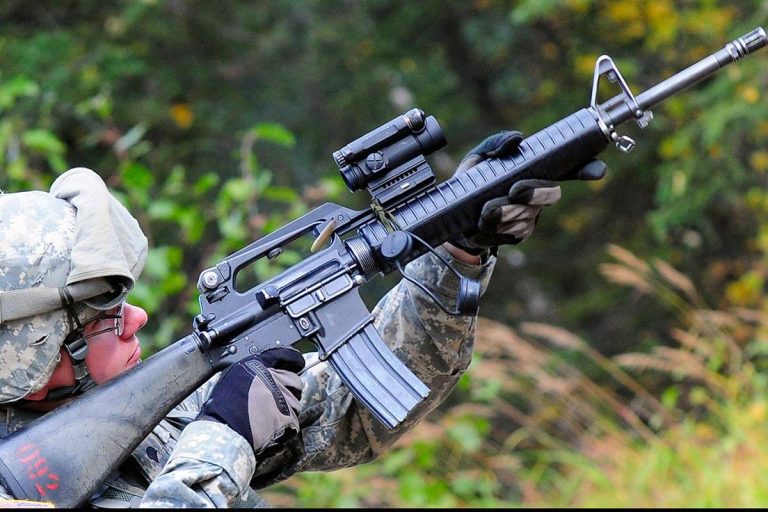 10 Best Assault Rifles in the World