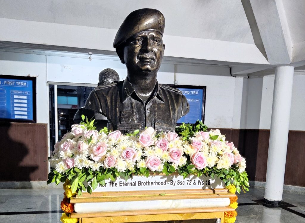 Col Rafiq Sb Bust of Colonel Ashutosh Sharma Unveiled at Officers Training Academy ...