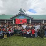 3. ASSAM RIFLES DISTRIBUTES STATIONERY ITEMS TO SCHOOL STUDENTS IN UKHRUL DISTRICT MANIPUR2