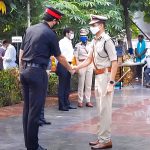 IPS officer salute army officer