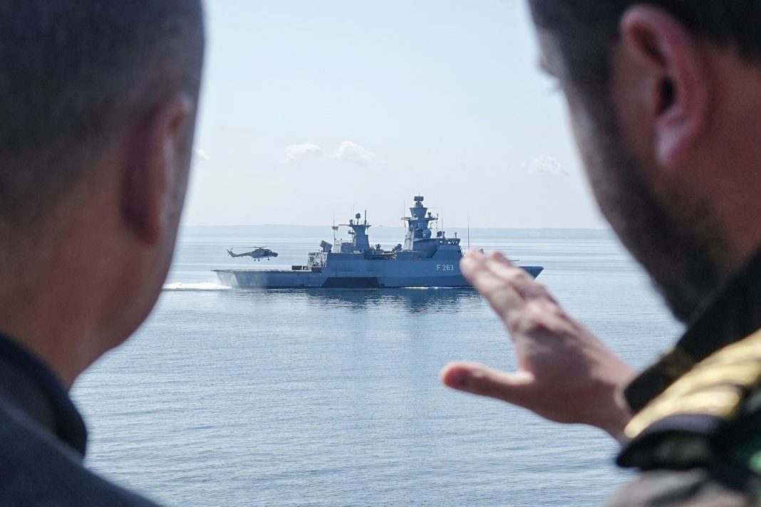 Norway and Germany Suggest NATO-Managed 'Hubs' to Enhance Undersea Security
