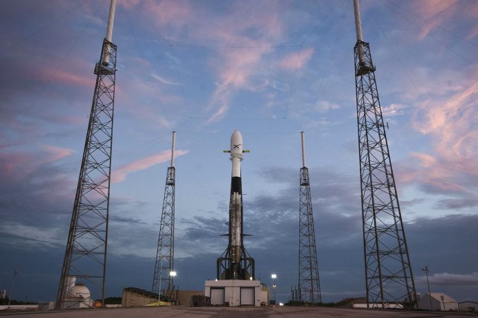 SpaceX to Deploy Nine Satellites for U.S. Military Under $733 Million Contract
