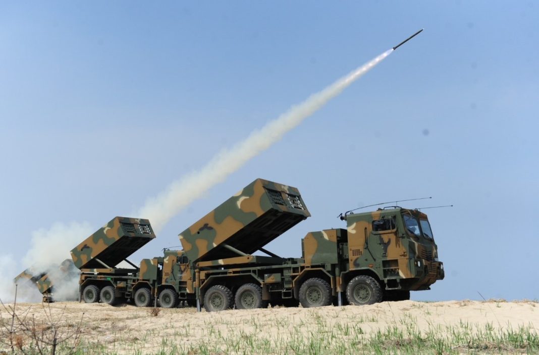 Poland Test-Fires HOMAR-K Multiple Rocket Launch System for the First Time