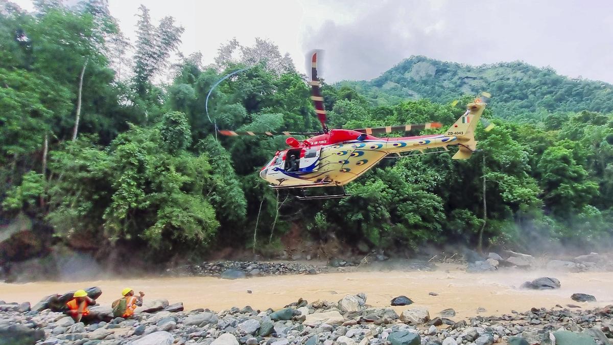 Political Row Erupts Over IAF's Demand for Kerala to Pay ₹132 Crore for Disaster Operations