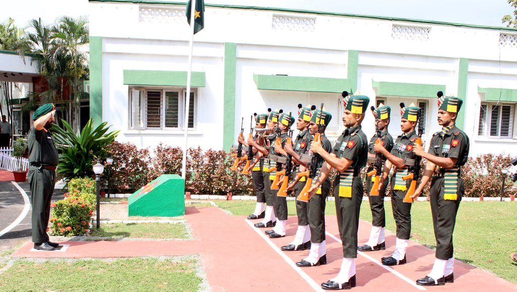 16 MADRAS Pic