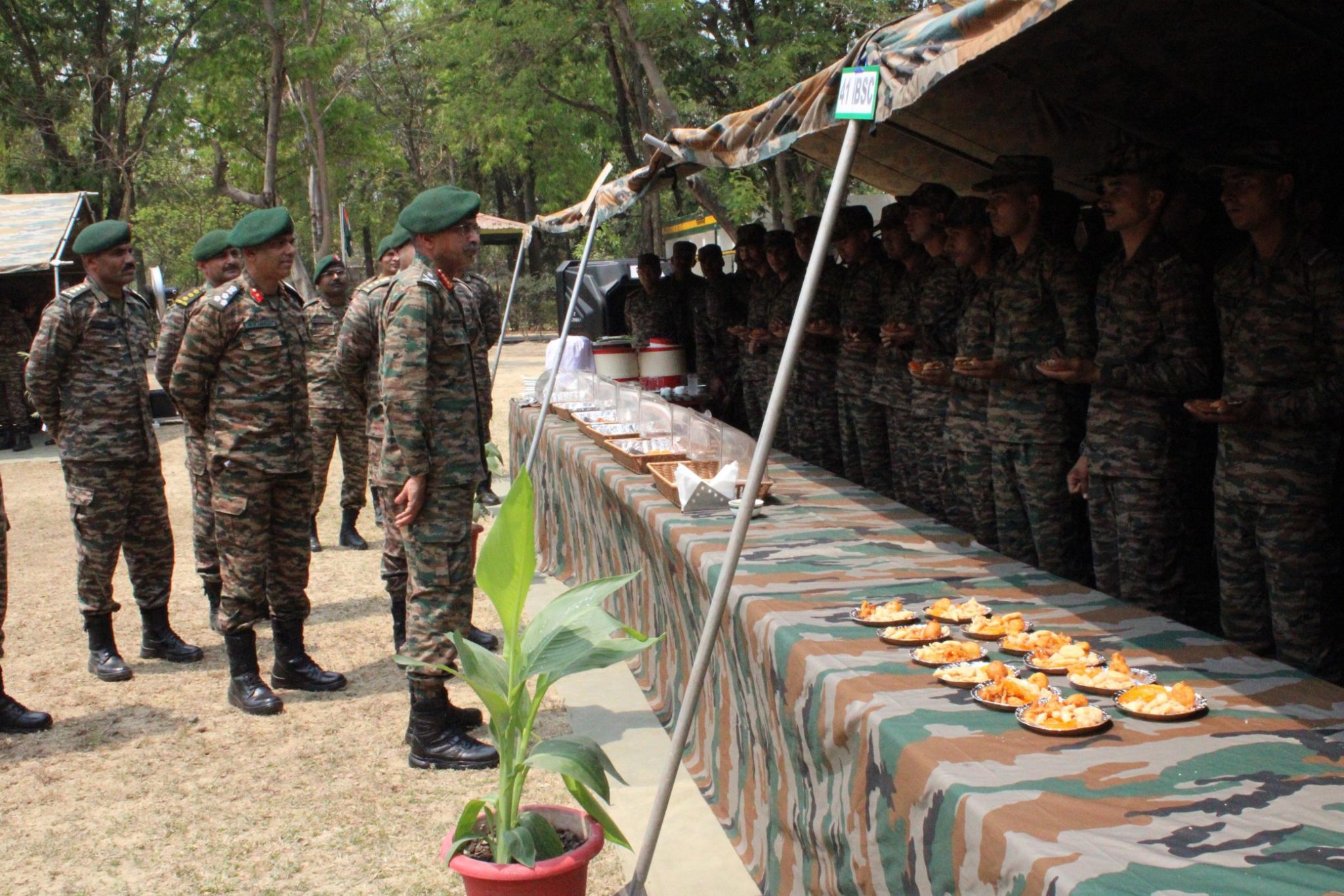 Lt Gen MV Suchindra Kumar Visits Jhenida Brigade, Commends Troo…