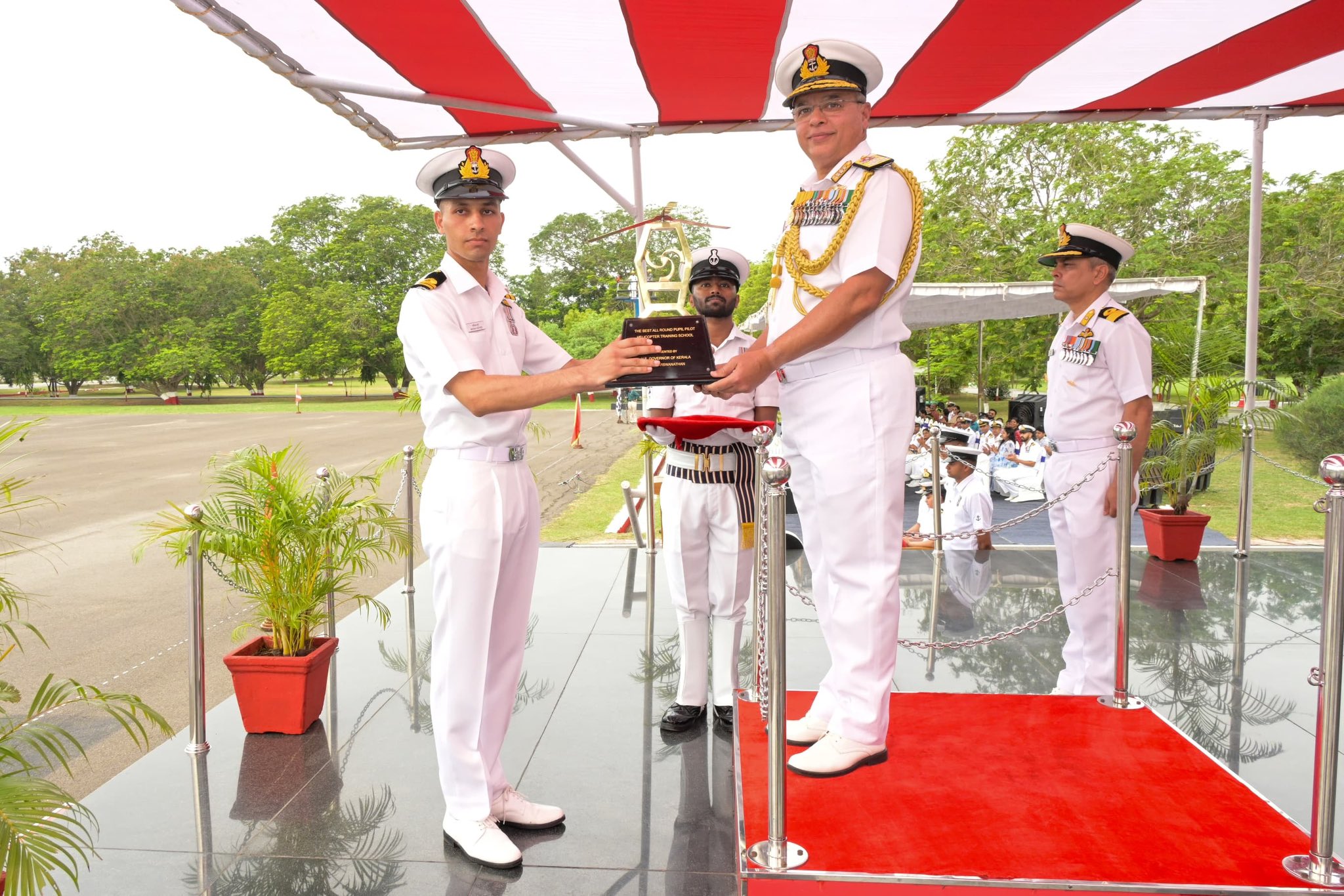 Ins Rajali Quaters Indian Navy Graduates Second Female Helicopter Pilot Alongside 17 Officers