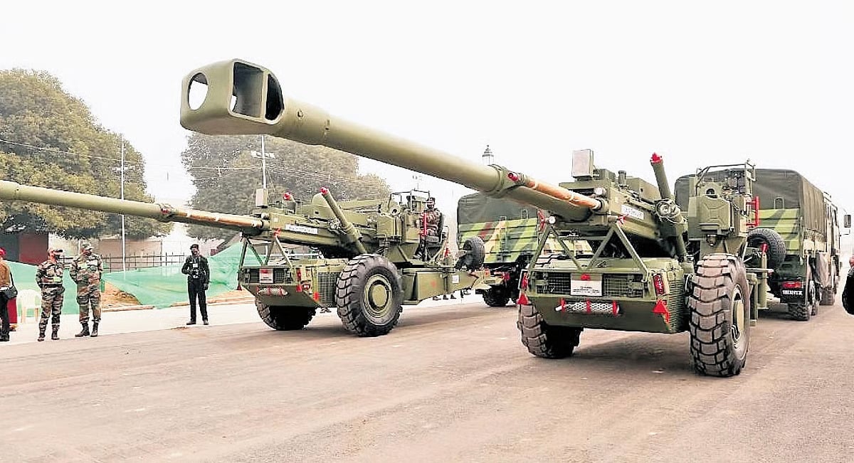 Dhanush Guns
