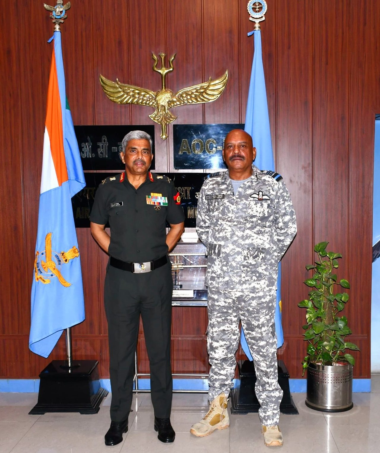 Lt Gen Katiyar and Commander Western Air Command e1749187529762