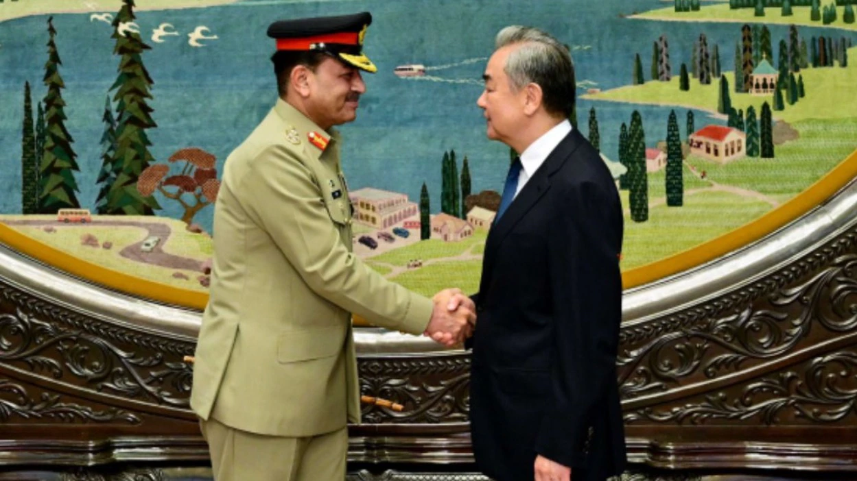 Asim Munir and Wang Yi
