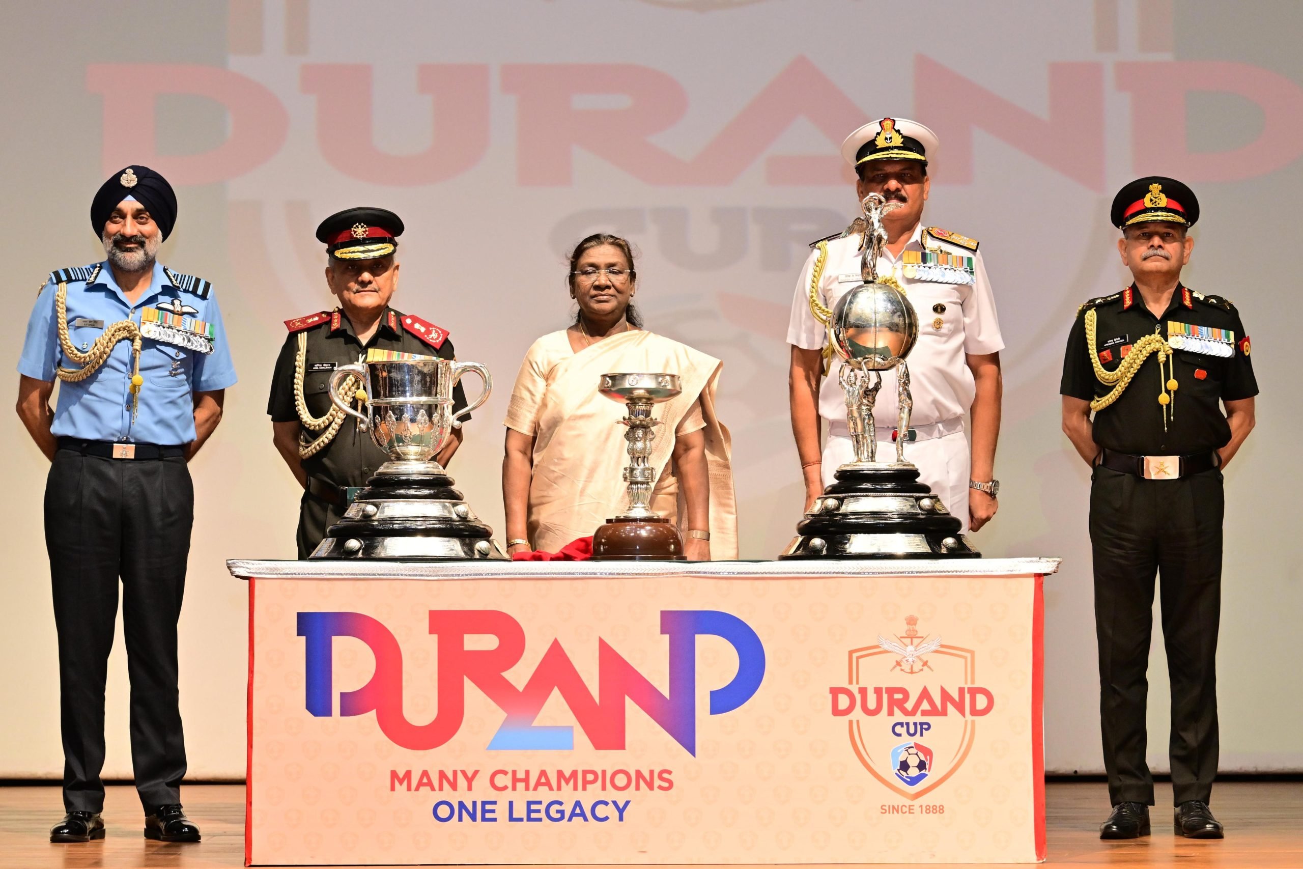 President CDS and Armed Forces Chiefs scaled