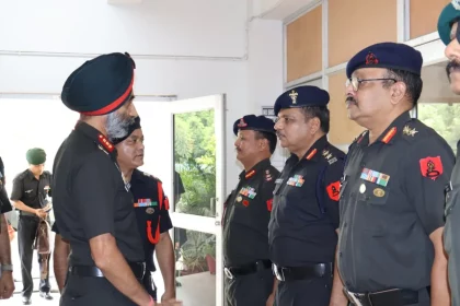 Lt Gen Harbinder Singh Interacting