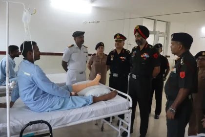 Lt Gen Harbinder Singh Vandra Interacting
