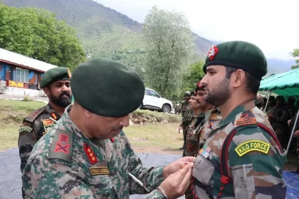 Lt Gen Vikas Lakhera Commending